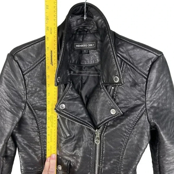 Members Only Womens S Black ASYM Zip Cropped Faux Leather Bomber Moto Jacket Y2K - Picture 12 of 16